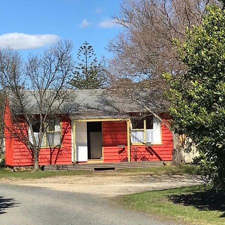 Somerset Beachside Cabin And Caravan Park Екстер'єр фото