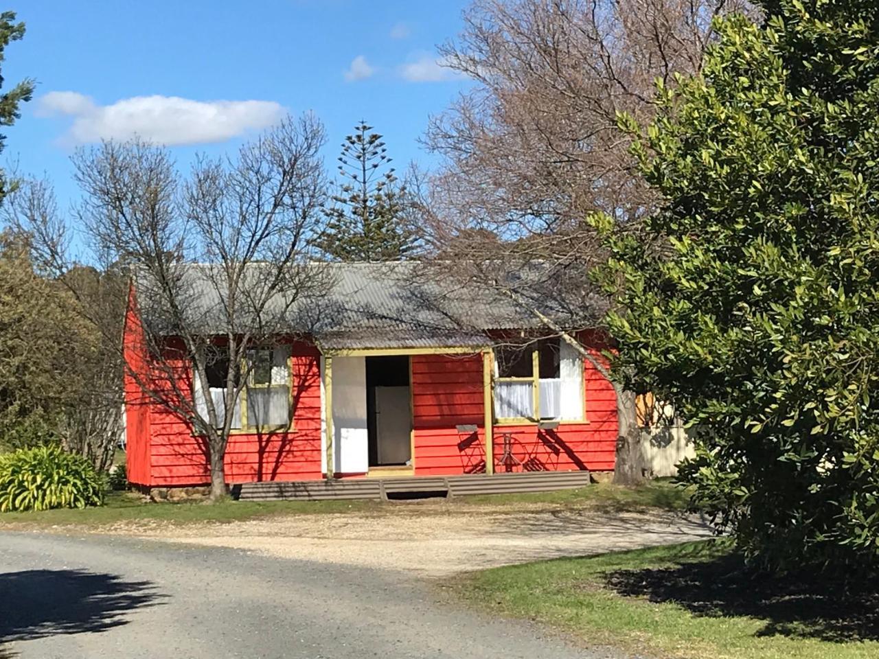 Somerset Beachside Cabin And Caravan Park Екстер'єр фото