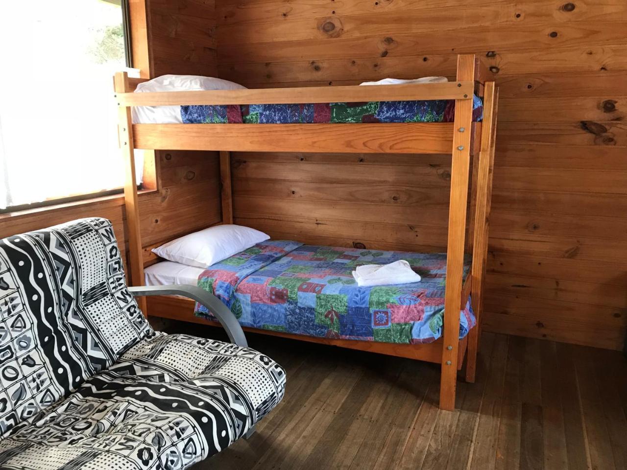 Somerset Beachside Cabin And Caravan Park Екстер'єр фото