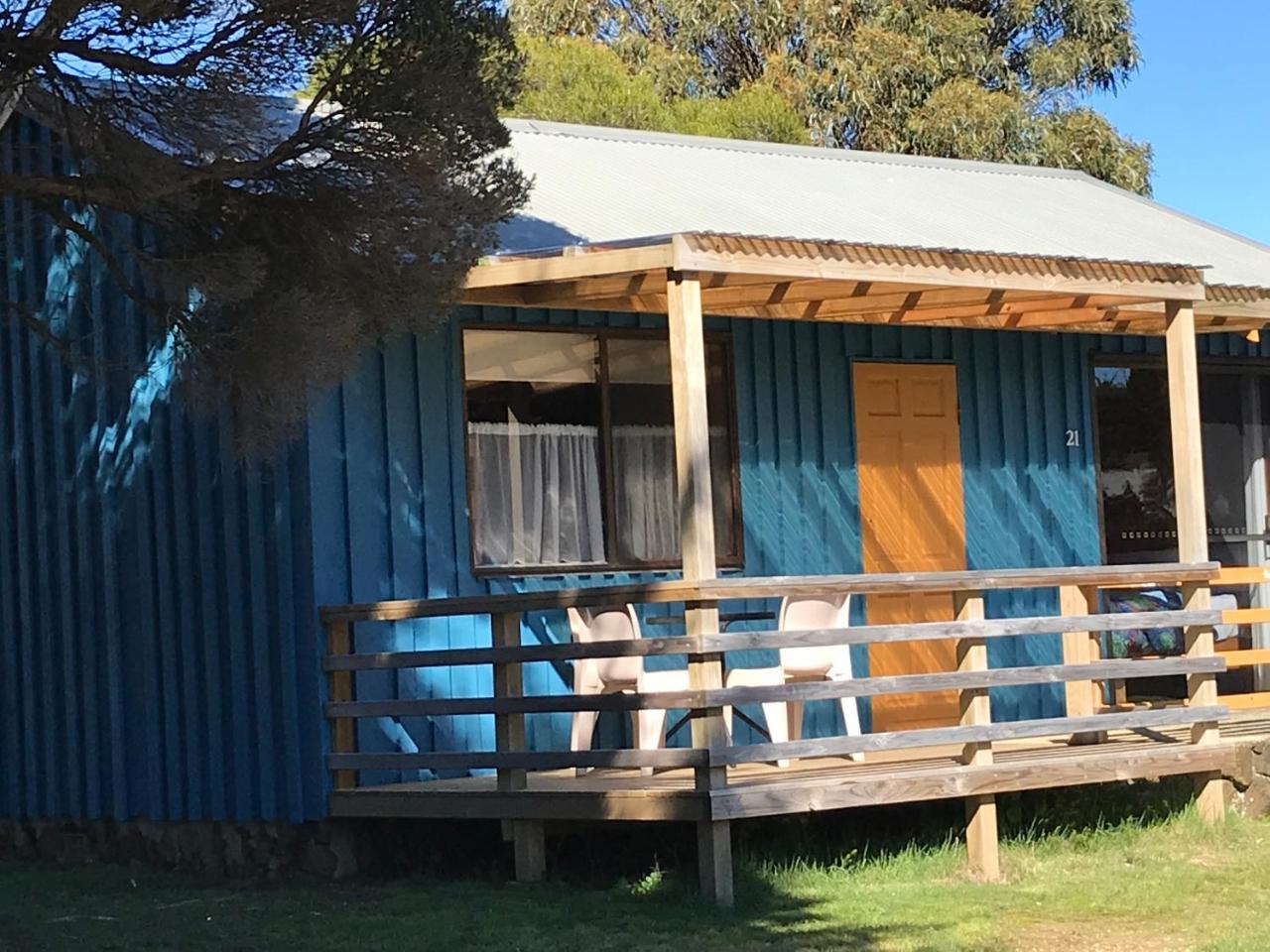 Somerset Beachside Cabin And Caravan Park Екстер'єр фото
