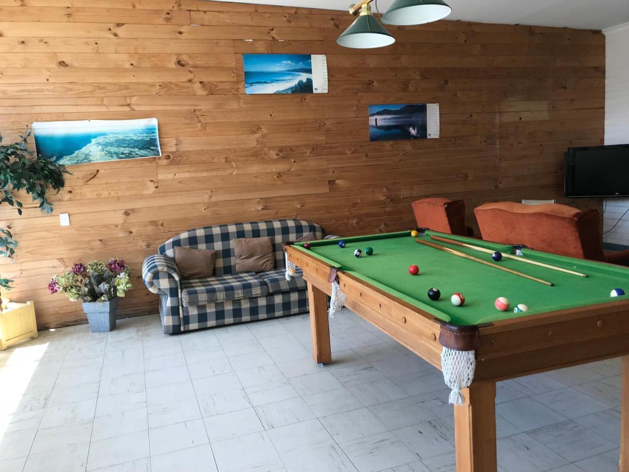 Somerset Beachside Cabin And Caravan Park Екстер'єр фото