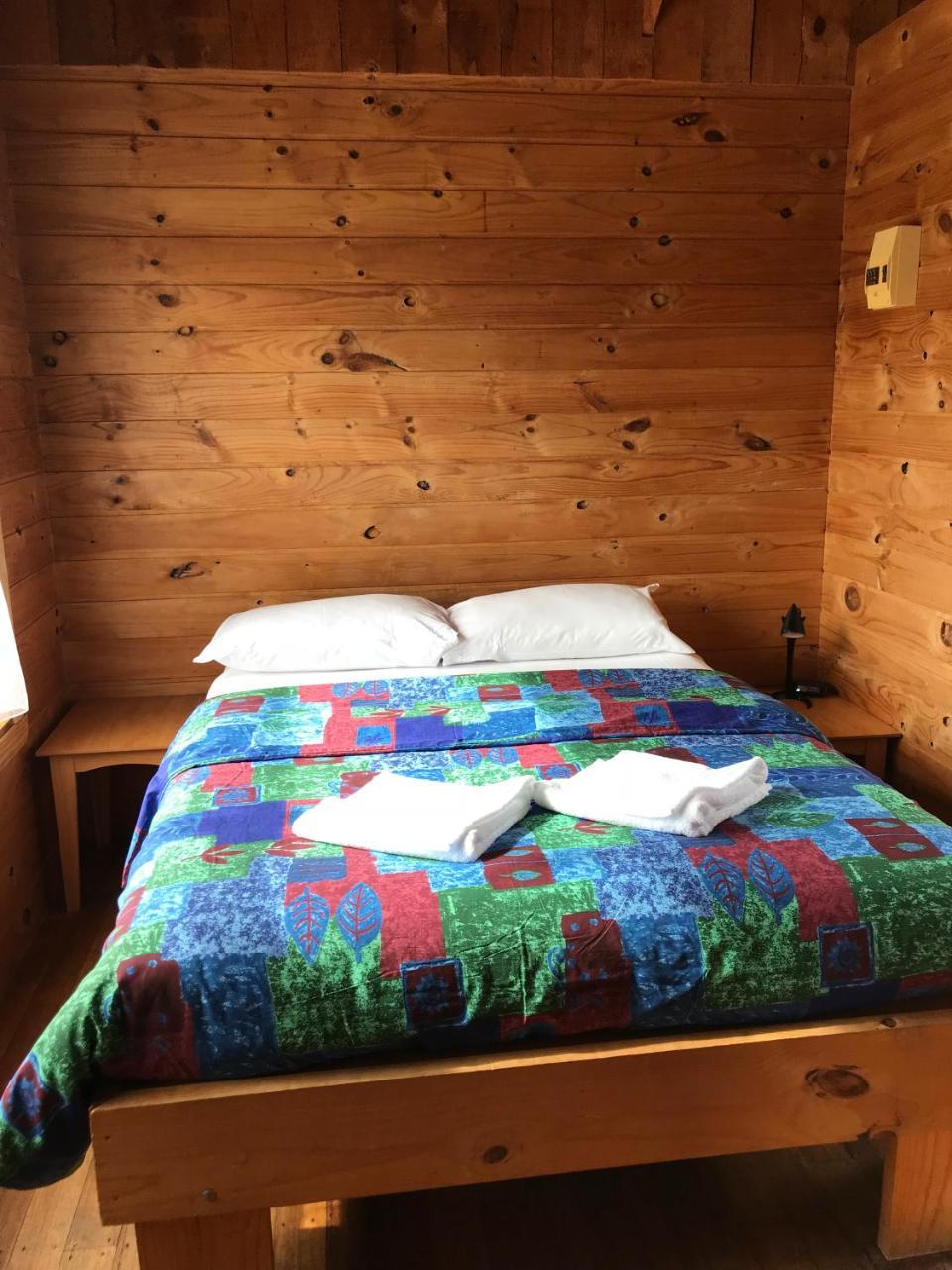Somerset Beachside Cabin And Caravan Park Екстер'єр фото